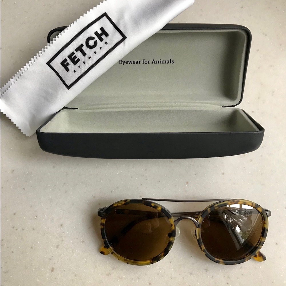 Fetch sunglasses - Picture 2 of 3